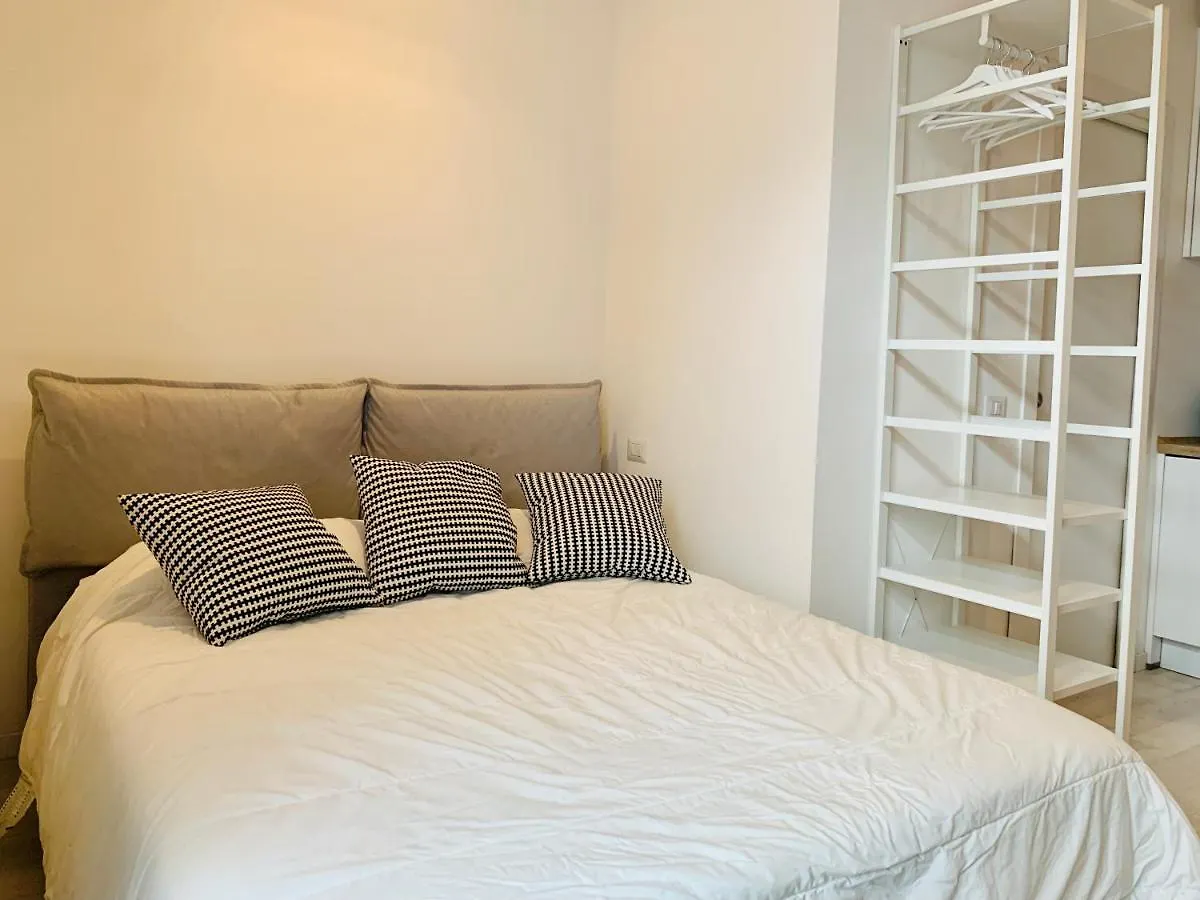 Comfortable Studio In Via Stromboli Milano 0*,  İtalya
